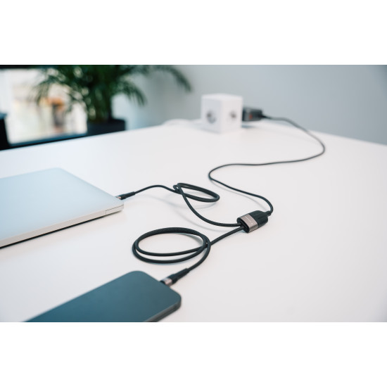 Verbatim Sync & Charge Cable - 100W USB-C to Dual USB-C Cable | 150cm 